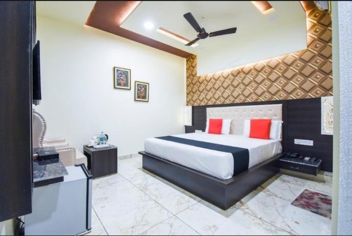 Hotel Ravi Residency Jalandhar Exterior foto